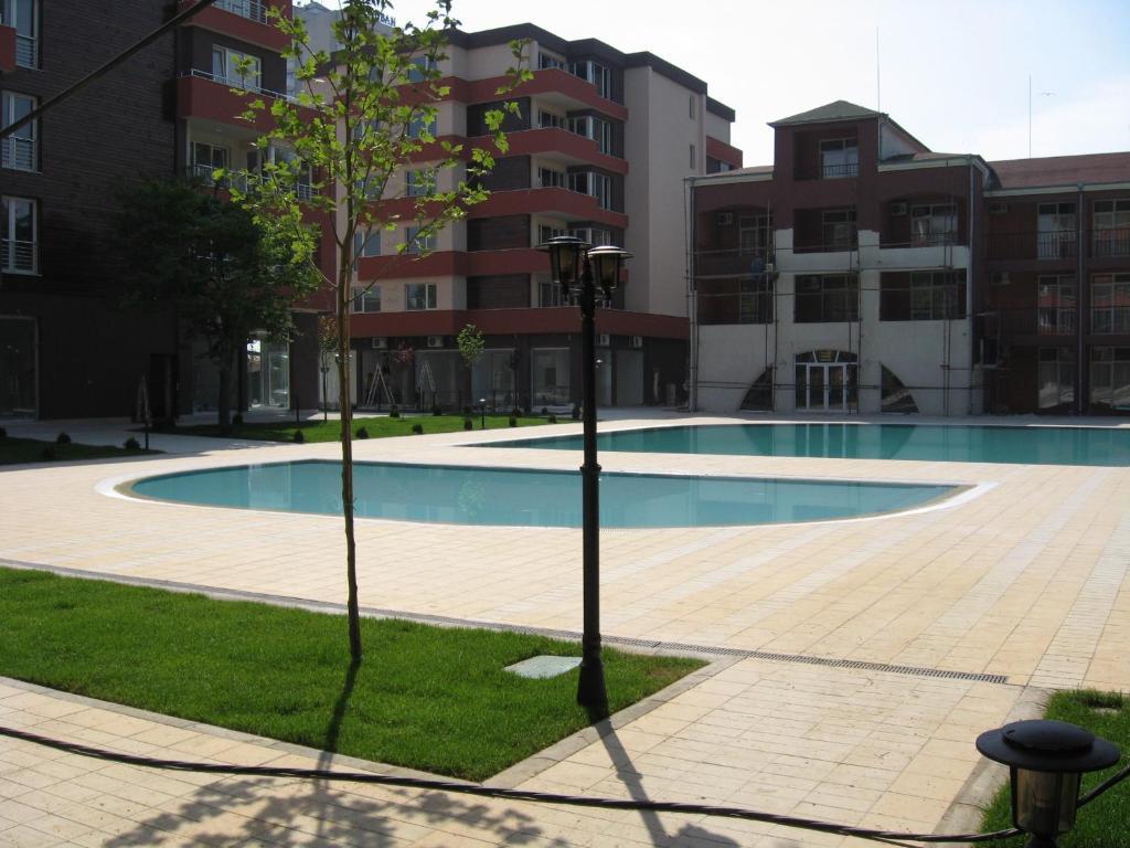 Apartment Miroslava Pantai Sunny Bagian luar foto